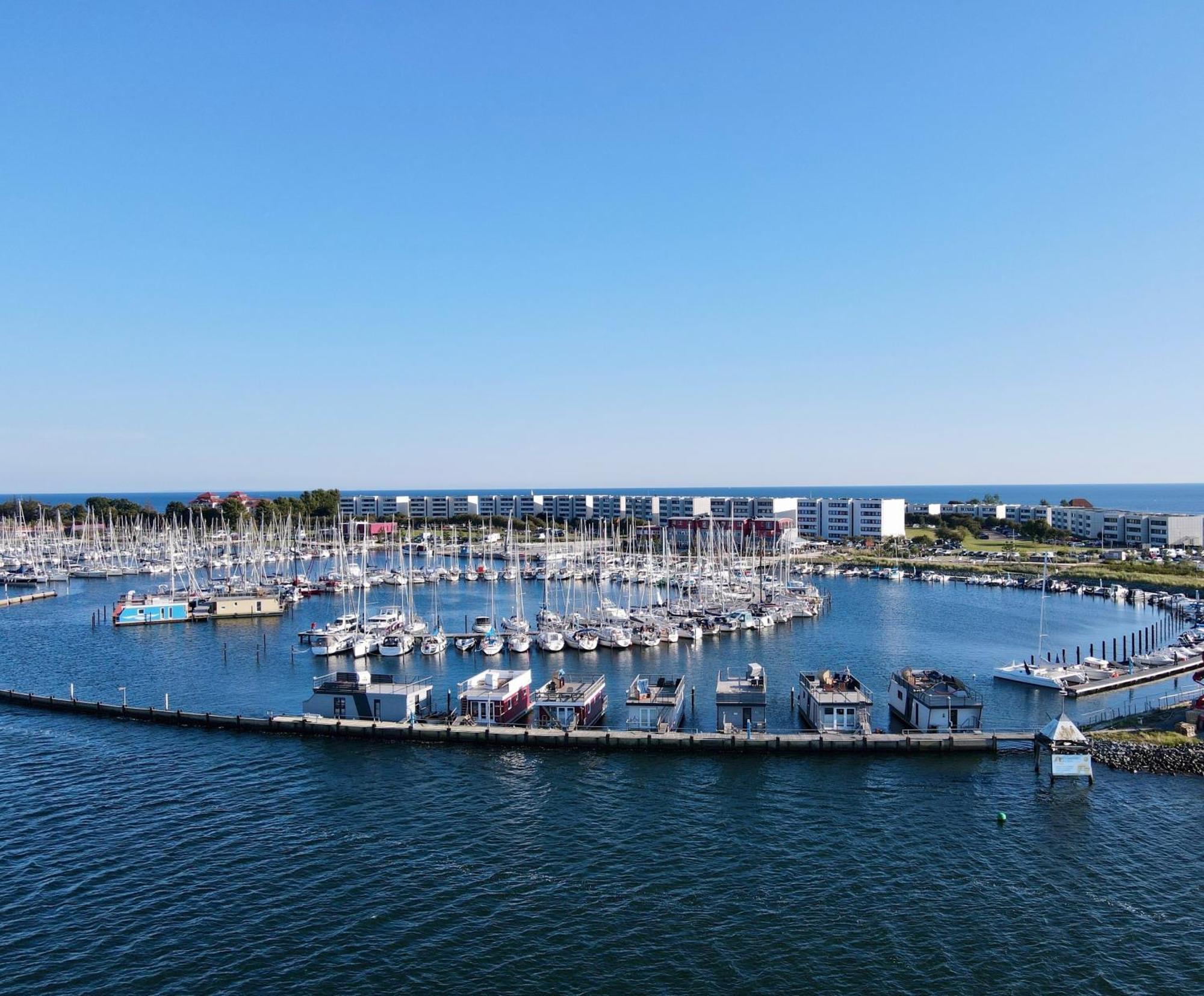 Hausboot Bali Hotel Fehmarn Luaran gambar