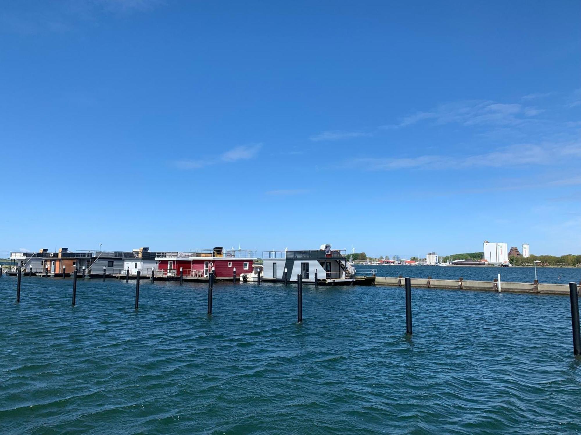 Hausboot Bali Hotel Fehmarn Luaran gambar